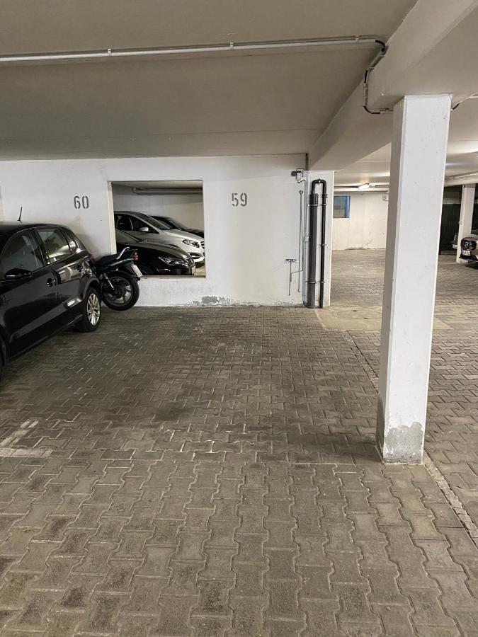 Gärtringen 3 Zimmer Apartment In S-Bahn Naehe, 76 Qm, Max 5 Pers, 30Qm Dachterasse, Garage, Internet 1000 Mbit מראה חיצוני תמונה